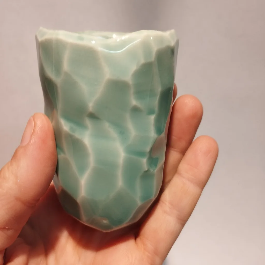 Porcelaine facettée - émail céladon